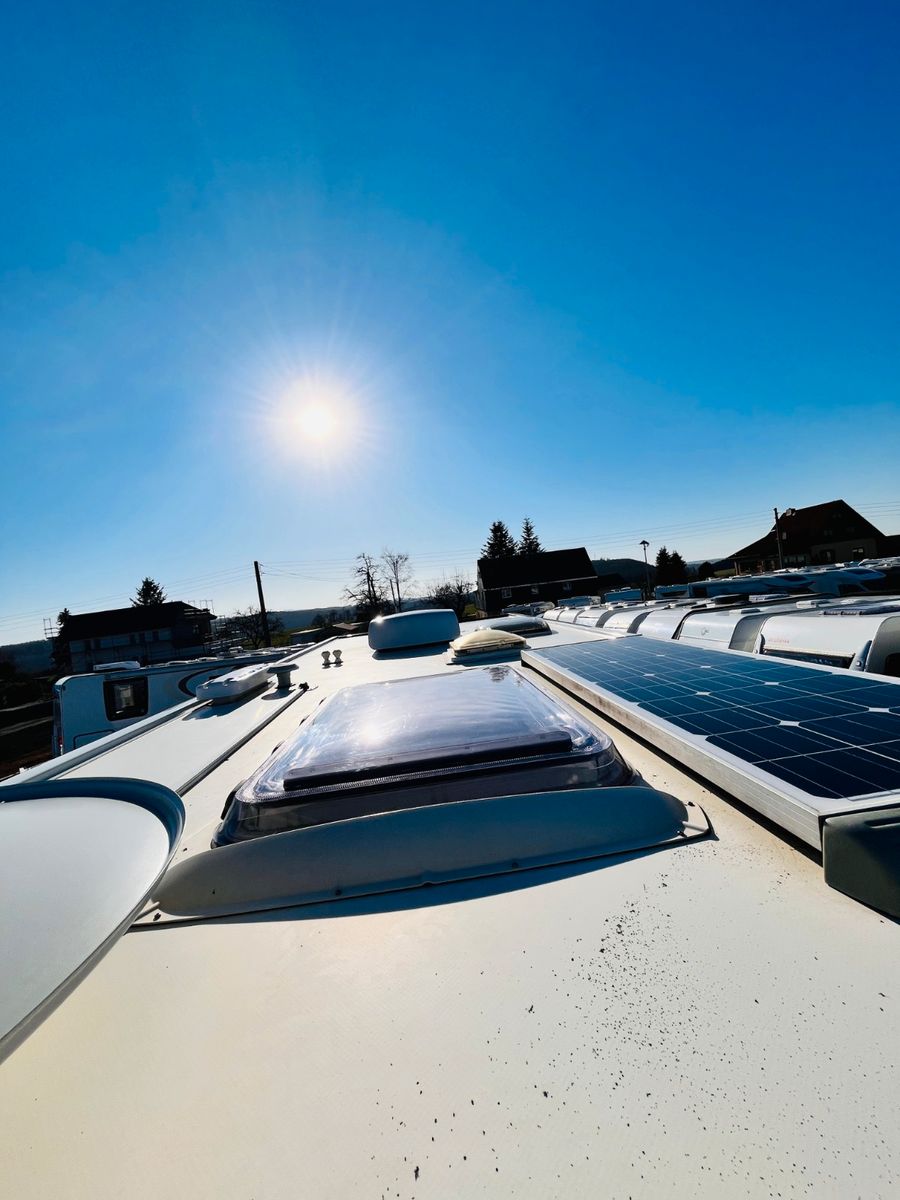 Fahrzeugabbildung Morelo HOME 79 LX HUBSTÜTZEN KLIMA SAT SOLAR 1.HAND