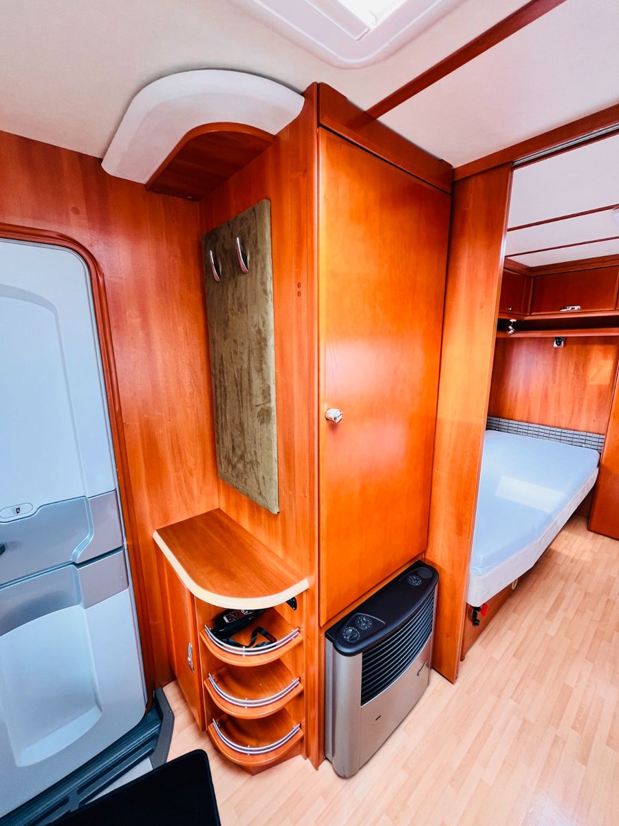 Fahrzeugabbildung Tabbert PUCCINI 560 UEB HECKBAD DUSCHE EINZELBETTEN