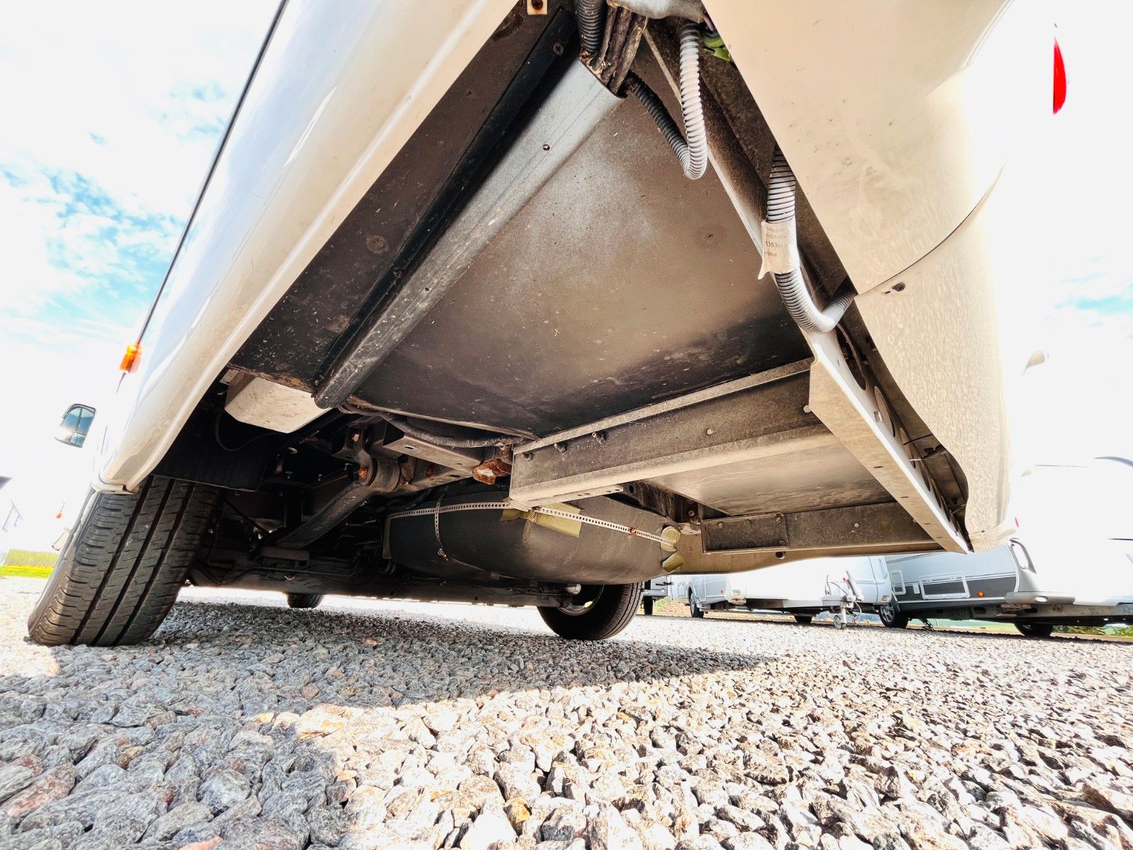 Fahrzeugabbildung Challenger MAGEO 290 HECKBAD GARAGE HUBBETT SOLAR