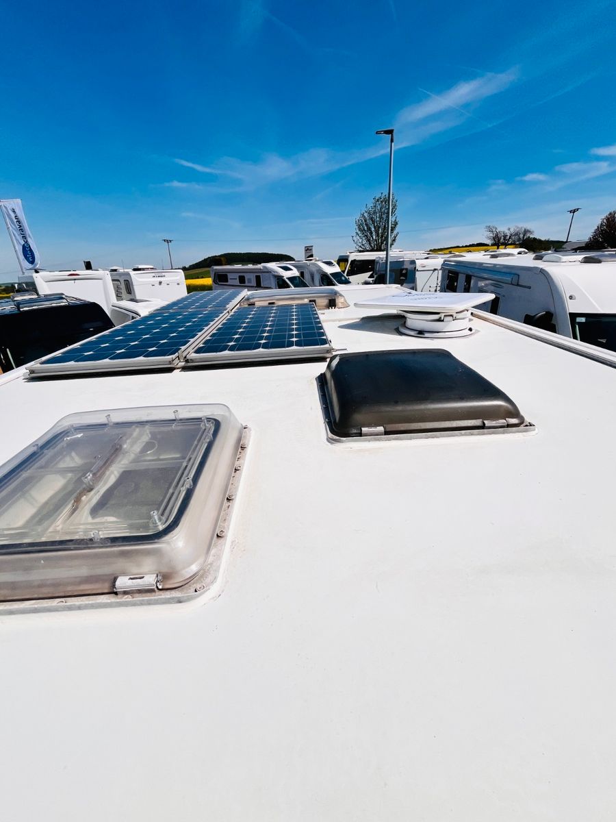 Fahrzeugabbildung Laika X 696 R EINZELBETTEN SAT TV SOLAR HECKANTRIEB