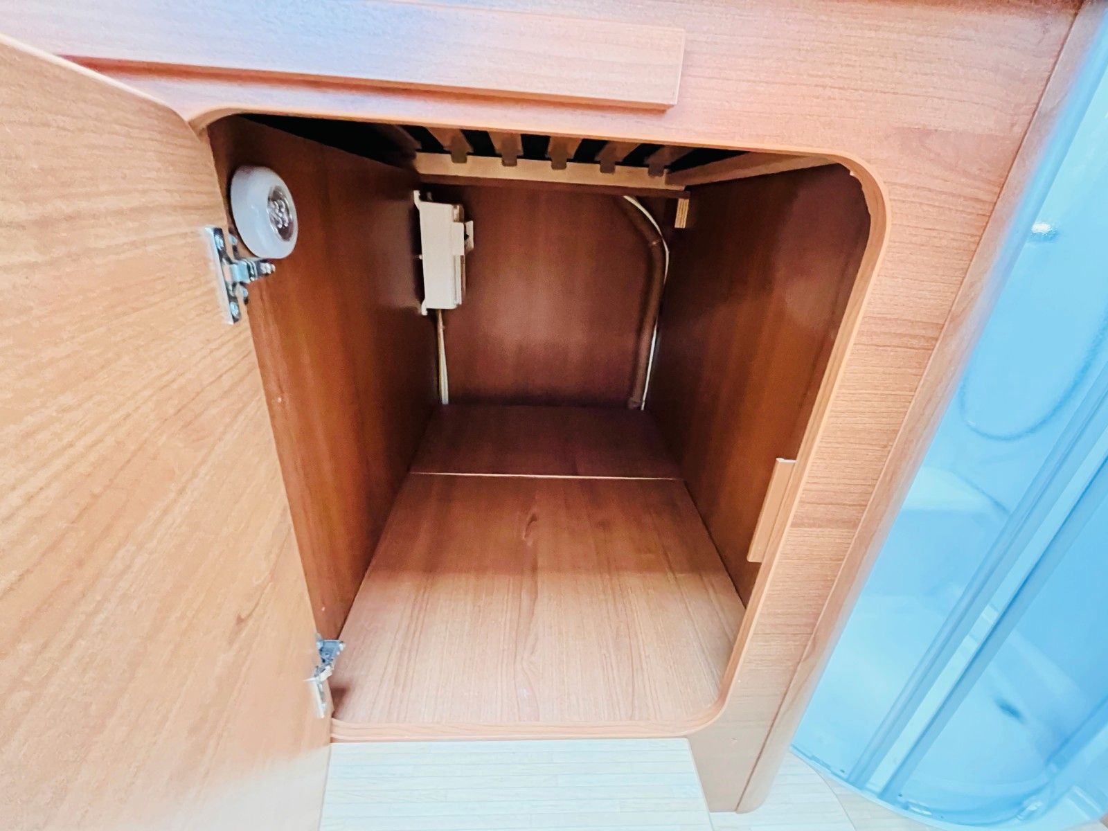 Fahrzeugabbildung LMC BREEZER H 733 G EINZELBETTEN HUBBET SAT TV