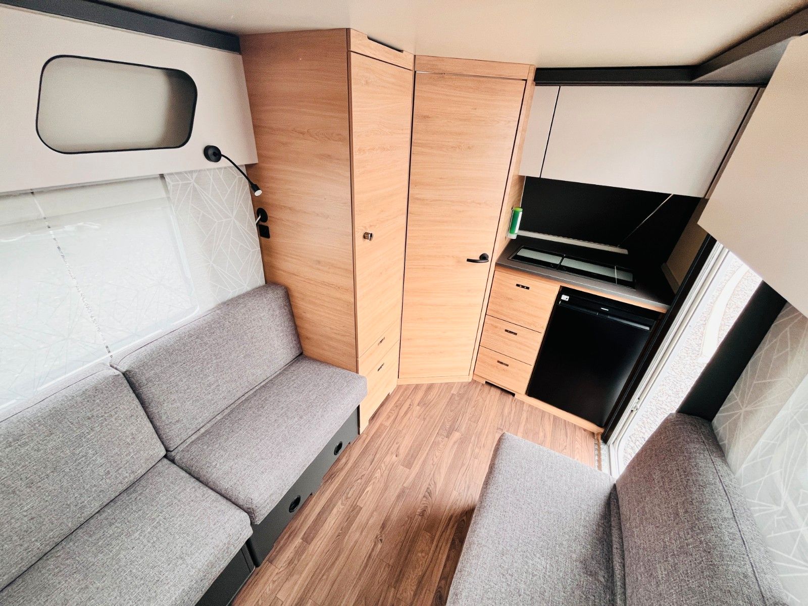 Fahrzeugabbildung Knaus YASEO 340 PX AUFLASTUNG 1.500 Kg