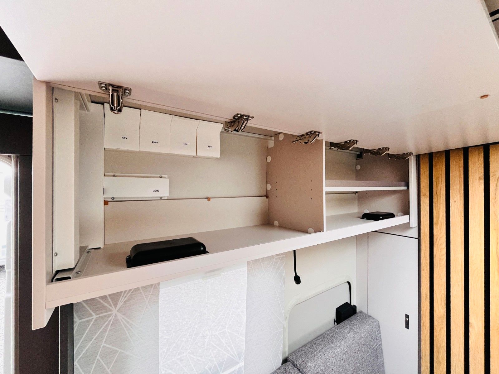 Fahrzeugabbildung Knaus YASEO 340 PX AUFLASTUNG 1.500 Kg