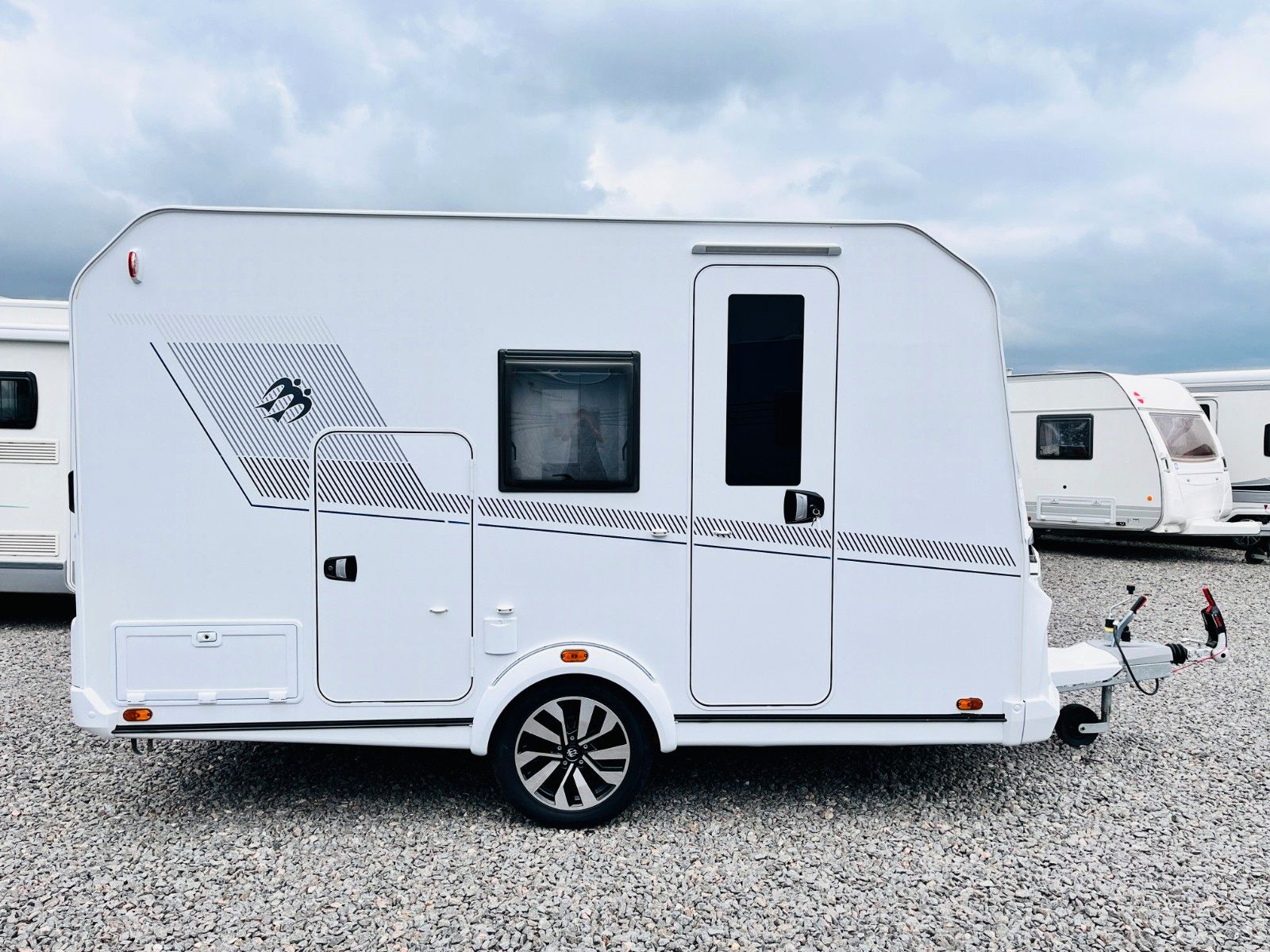 Fahrzeugabbildung Knaus YASEO 340 PX AUFLASTUNG 1.500 Kg