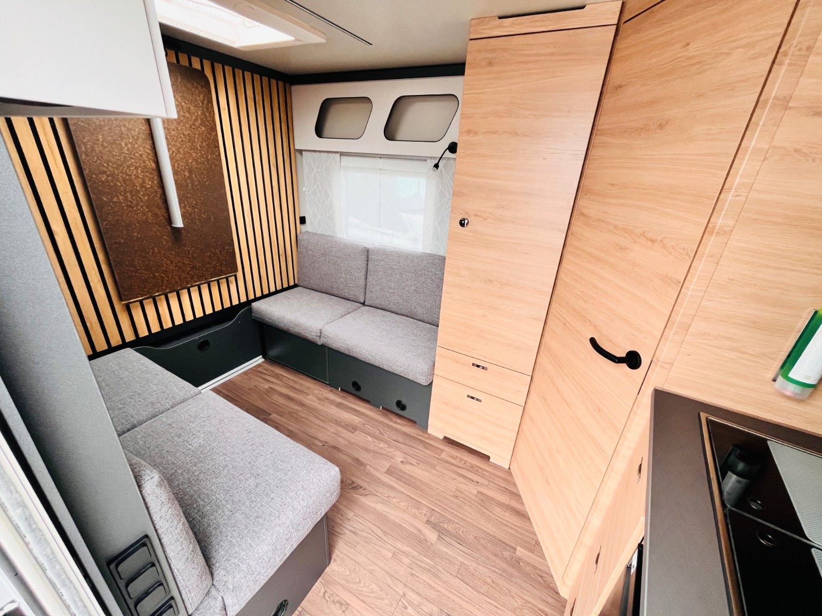 Fahrzeugabbildung Knaus YASEO 340 PX AUFLASTUNG 1.500 Kg