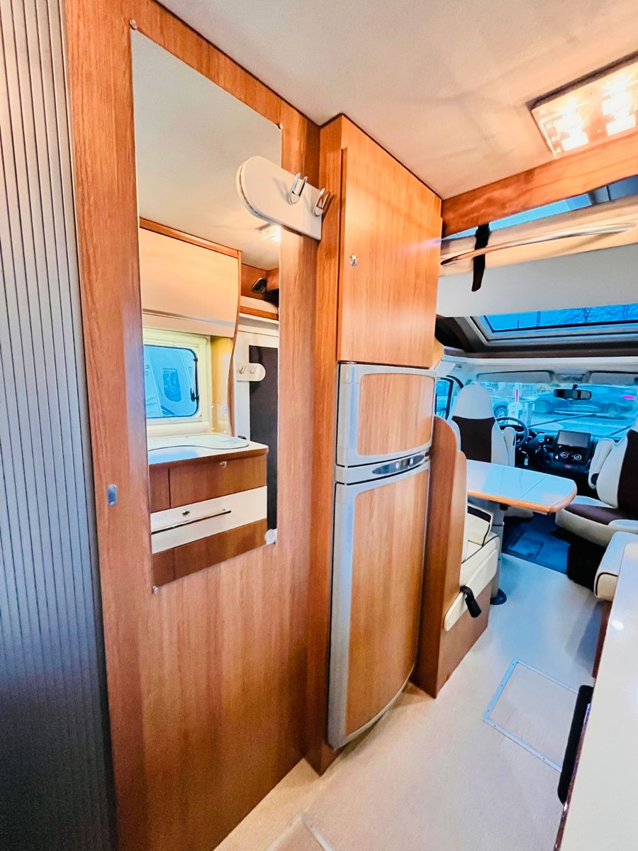 Fahrzeugabbildung Eura Mobil PROFILA 680 QB QUEENSBETT HUBBETT SOLAR