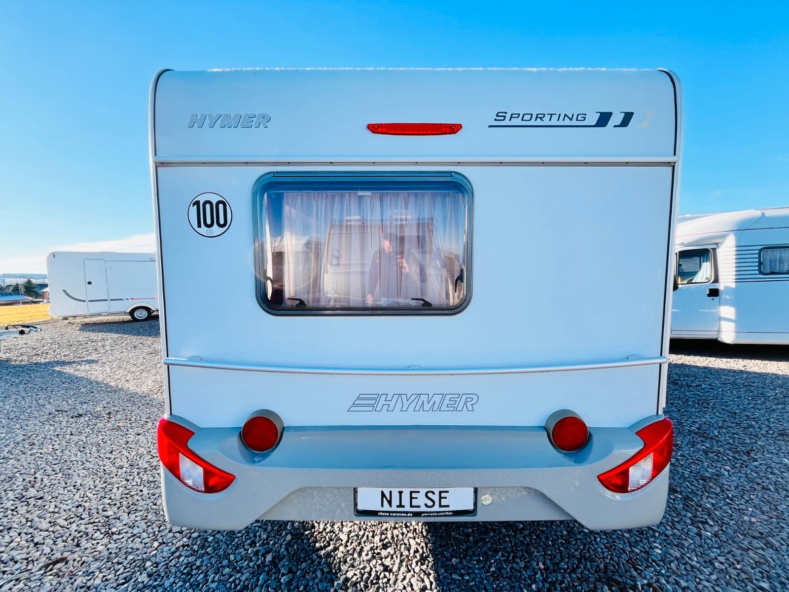Fahrzeugabbildung HYMER / ERIBA / HYMERCAR SPORTING 440 A QUERBETT FAHRRADTRÄGER