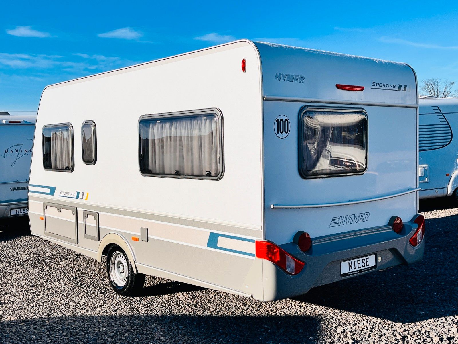 Fahrzeugabbildung HYMER / ERIBA / HYMERCAR SPORTING 440 A QUERBETT FAHRRADTRÄGER