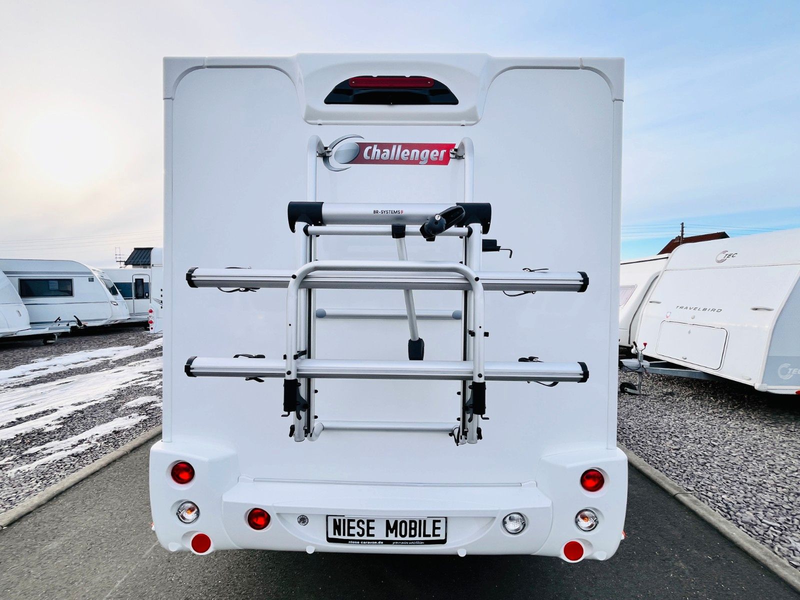 Fahrzeugabbildung Challenger S 217 START EDITION EINZELBETTEN SAT TV SOLAR