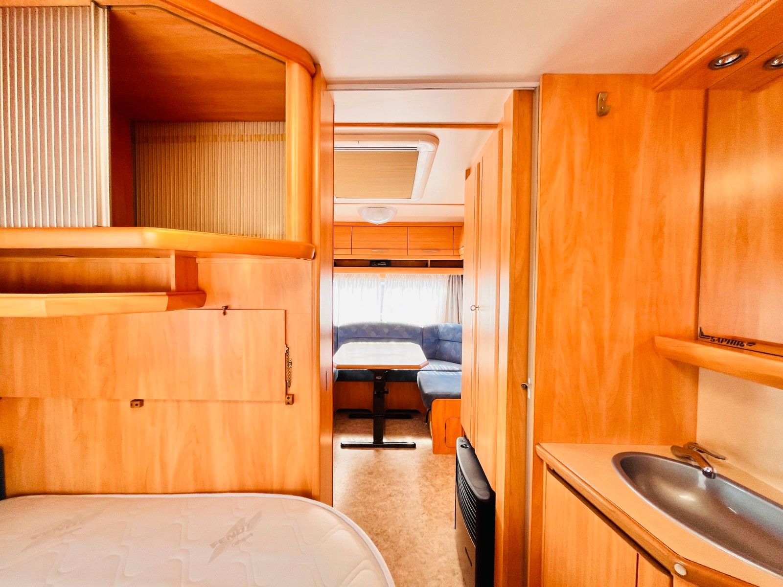 Fahrzeugabbildung Fendt SAPHIR 470 TF FRANZ.BETT RUNDSITZGRUPPE