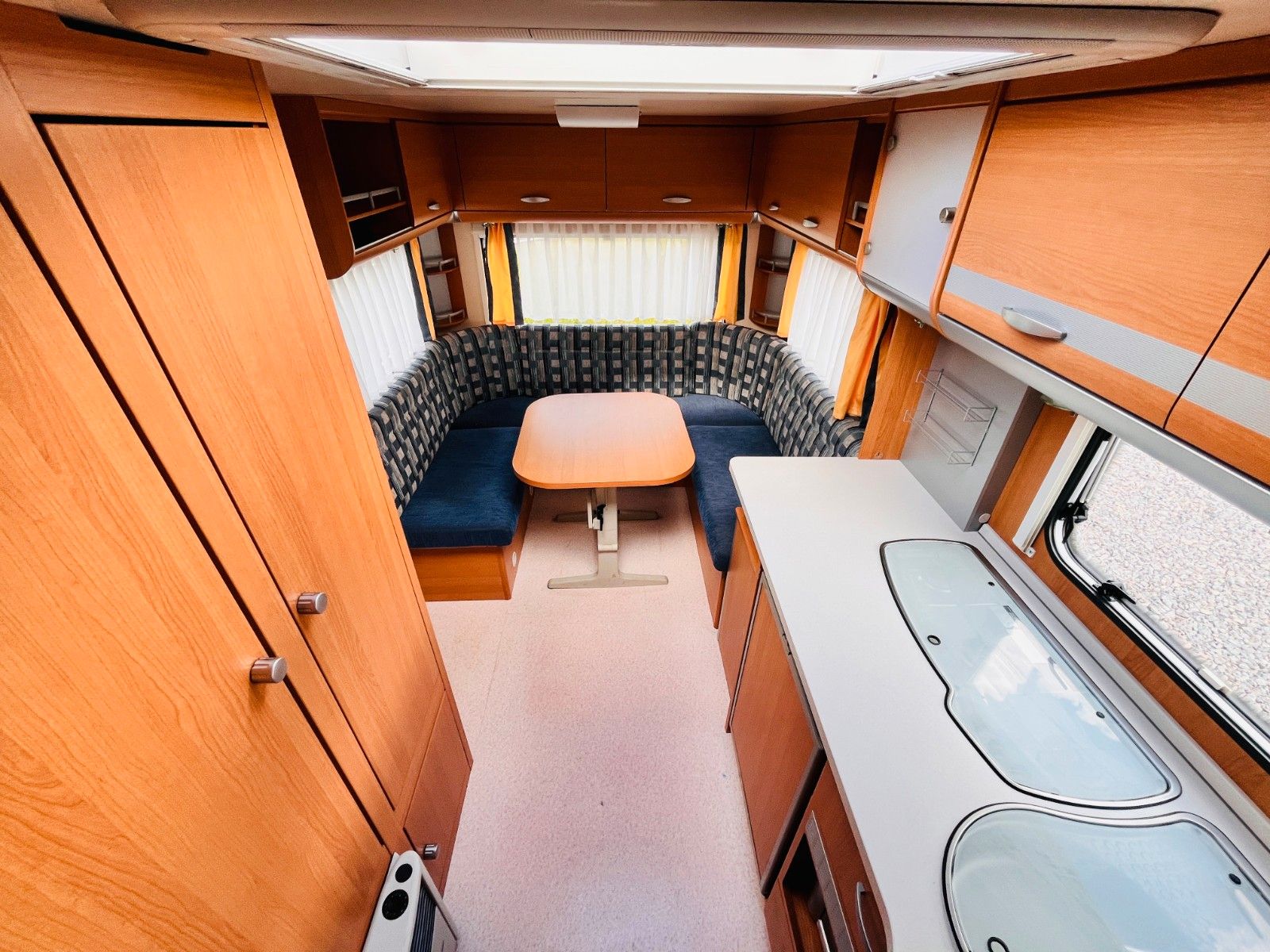 Fahrzeugabbildung Knaus SPORT 500 FU FRANZ.BETT RUNDSITZGRUPPE 1.HAND