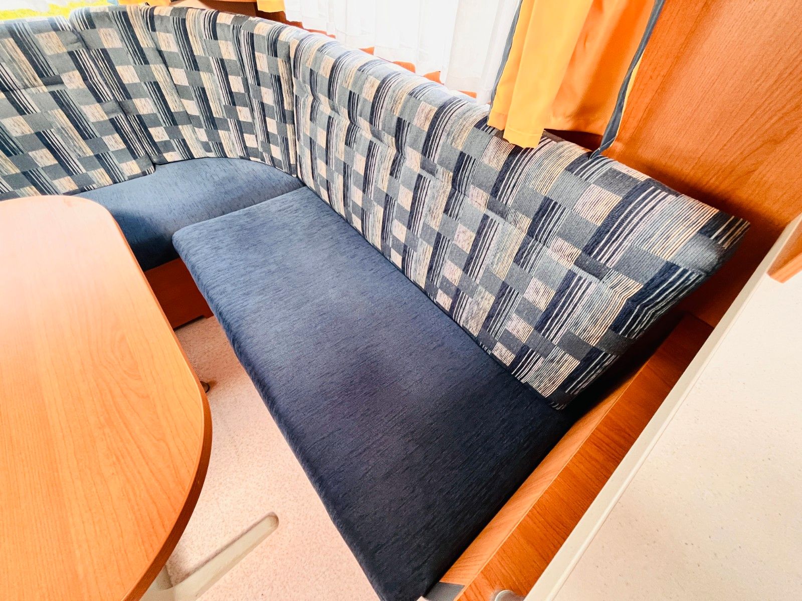 Fahrzeugabbildung Knaus SPORT 500 FU FRANZ.BETT RUNDSITZGRUPPE 1.HAND