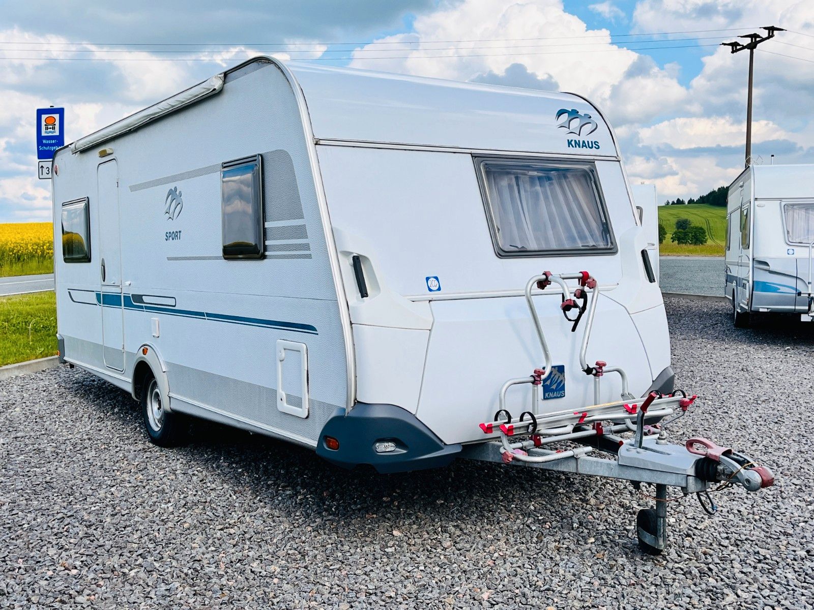 Fahrzeugabbildung Knaus SPORT 500 FU FRANZ.BETT RUNDSITZGRUPPE 1.HAND