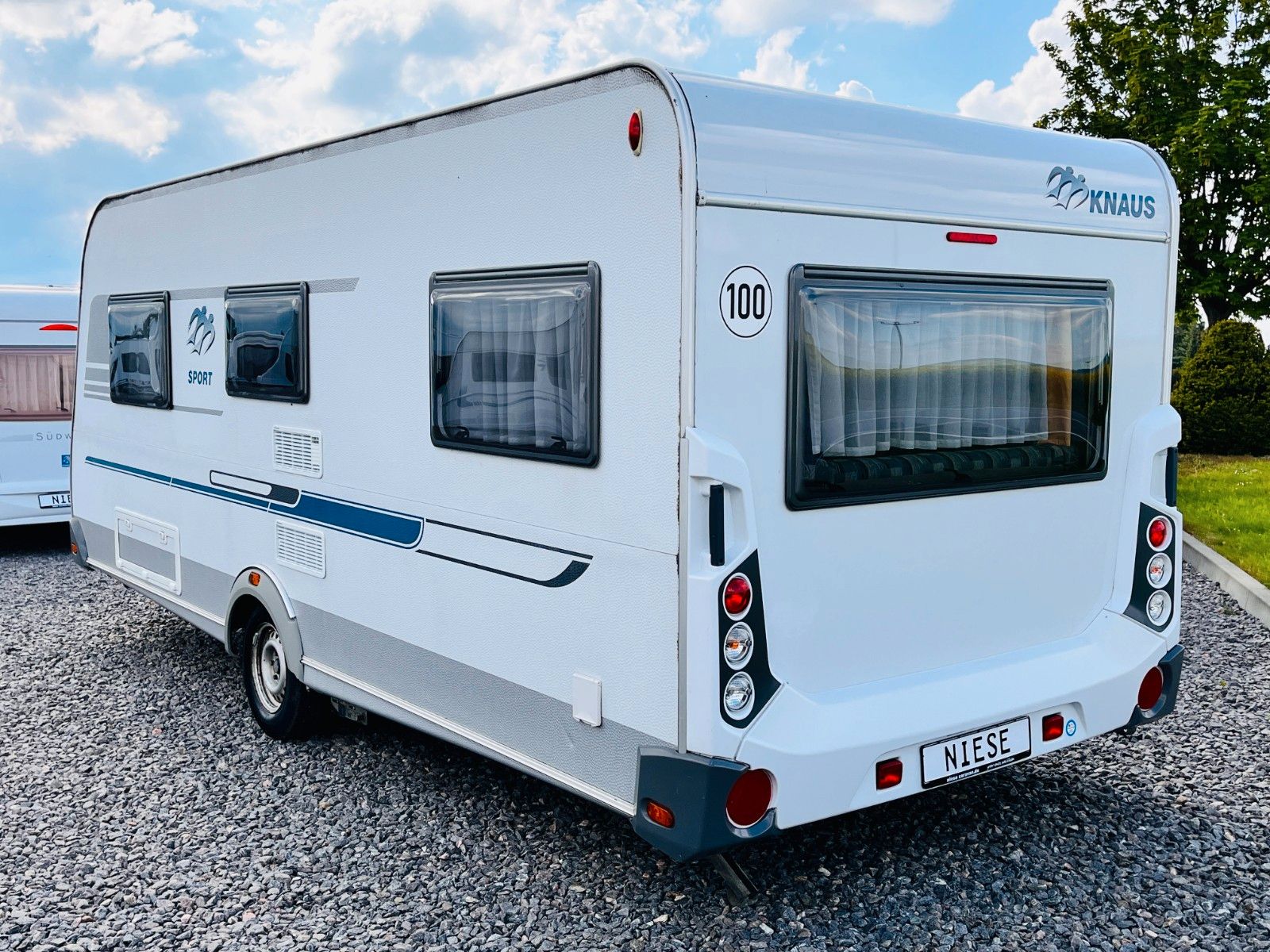 Fahrzeugabbildung Knaus SPORT 500 FU FRANZ.BETT RUNDSITZGRUPPE 1.HAND