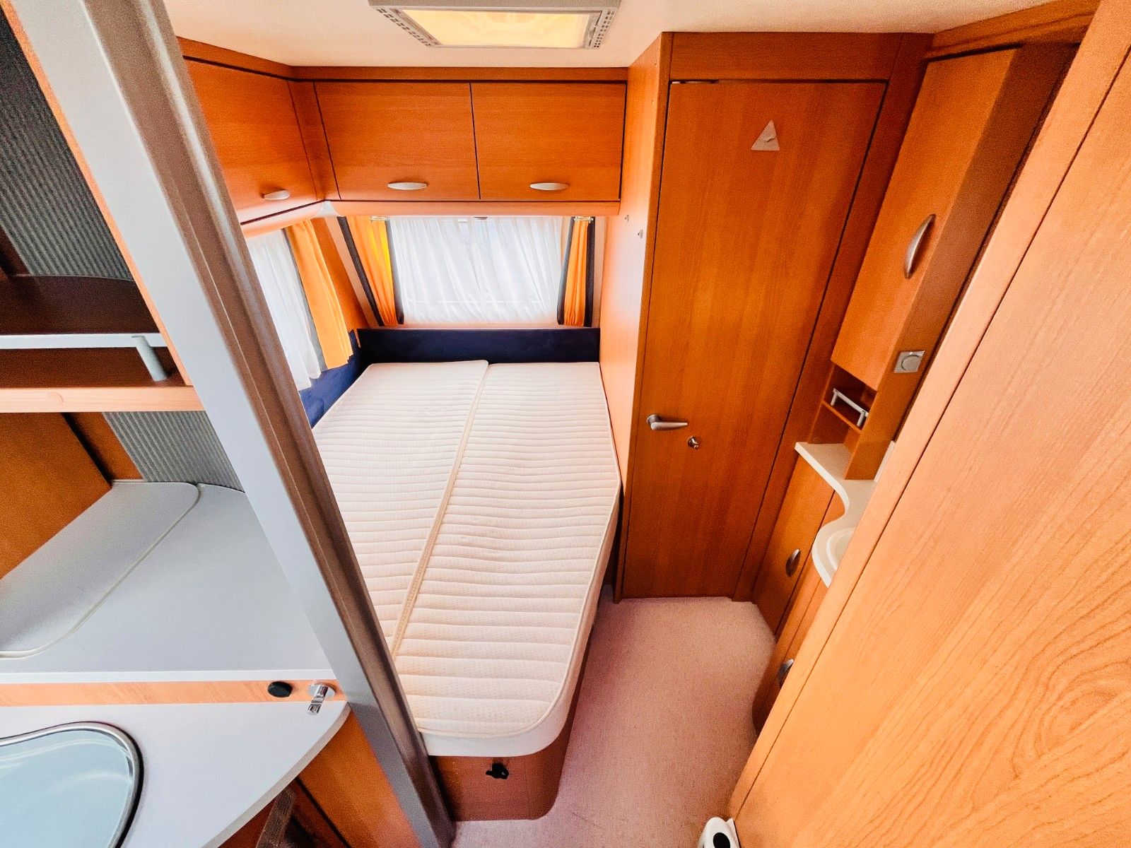 Fahrzeugabbildung Knaus SPORT 500 FU FRANZ.BETT RUNDSITZGRUPPE 1.HAND