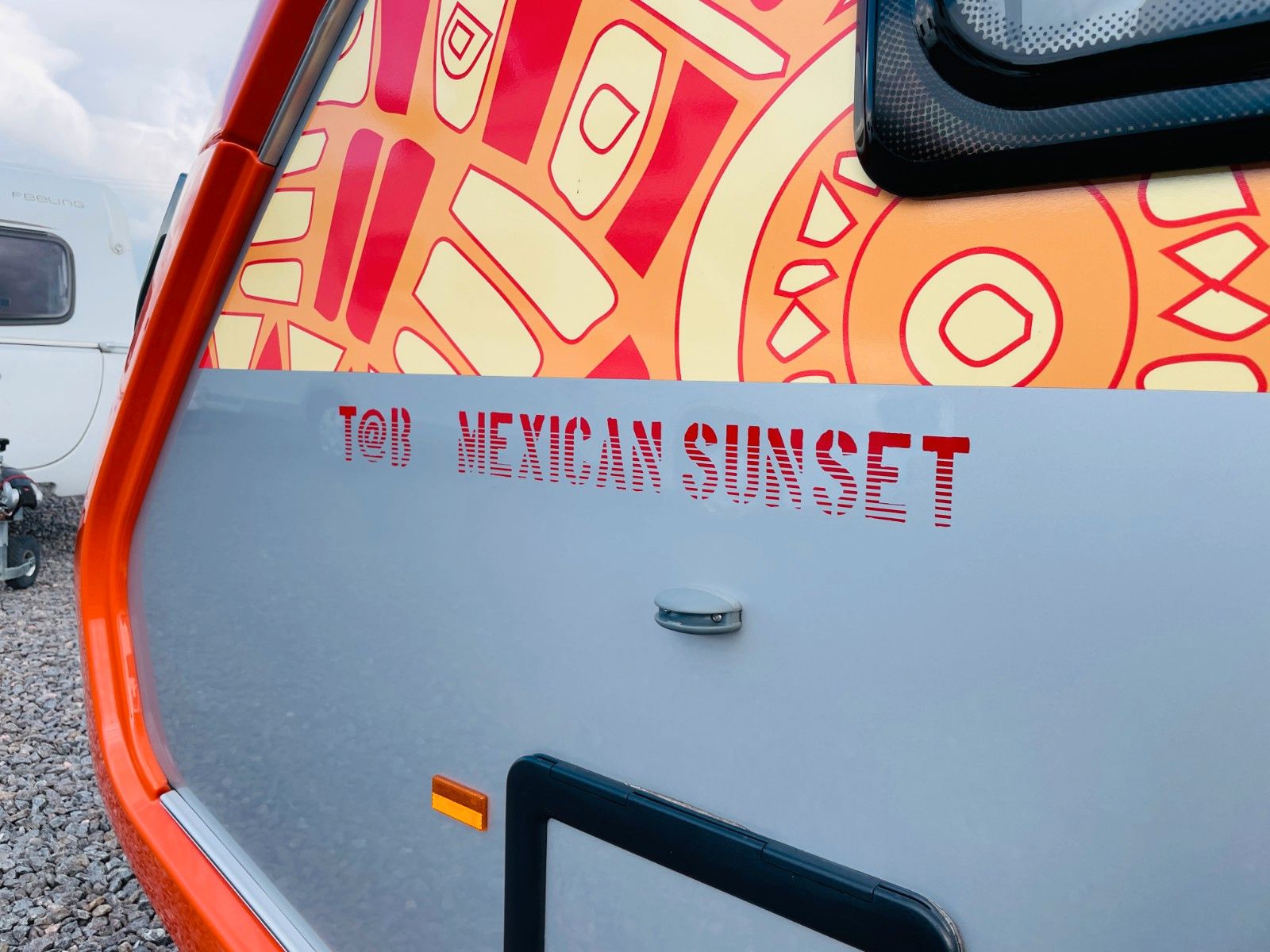 Fahrzeugabbildung T@b 320 MEXICAN SUNSET KÜHLSCHRANK FAHRRADTRÄGER
