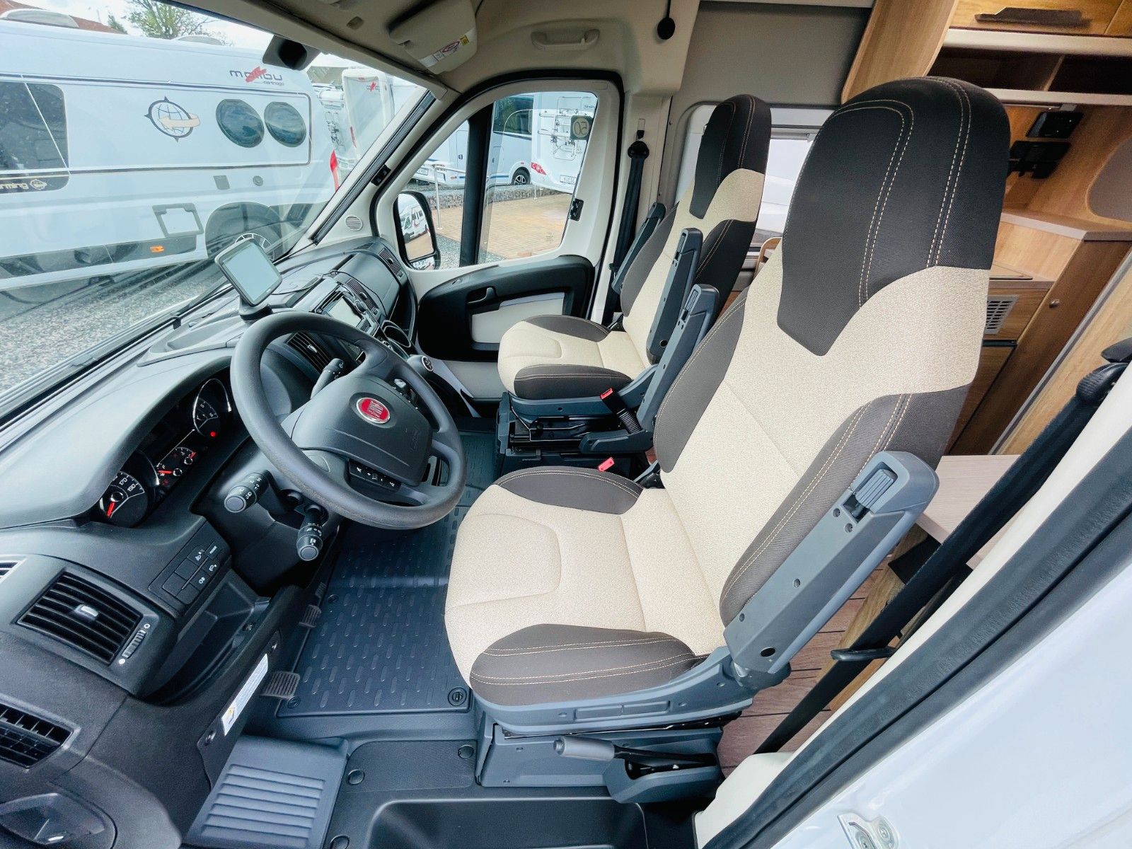 Fahrzeugabbildung Knaus BOXSTAR 600 E LIFETIME 6m EINZELBETTEN