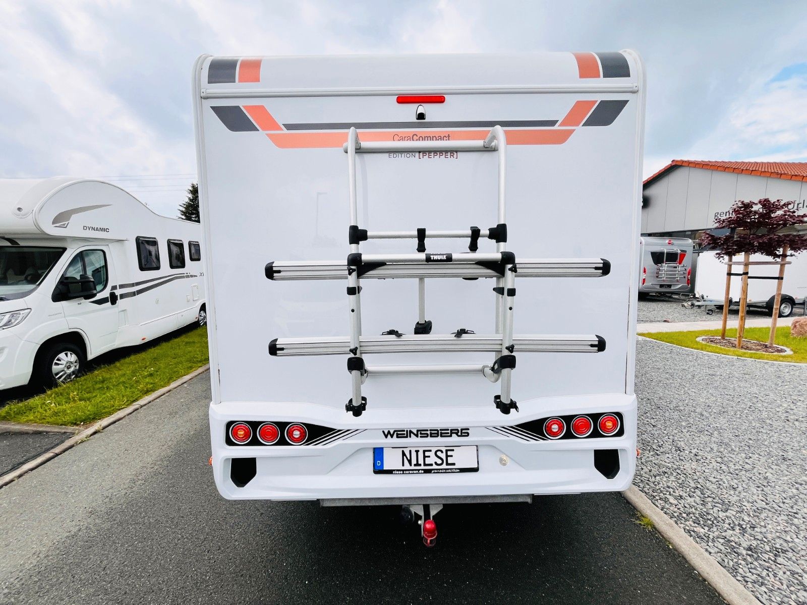 Fahrzeugabbildung Weinsberg CARACOMPACT 600 MEG EDITION PEPPER SAT TV SOLAR