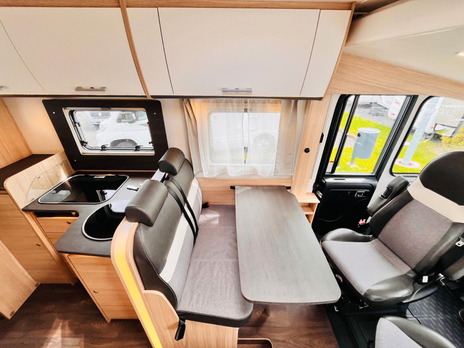 Fahrzeugabbildung Sunlight I 67 S EINZELBETTEN HUBBETT AUTOMATIK SAT KLIMA