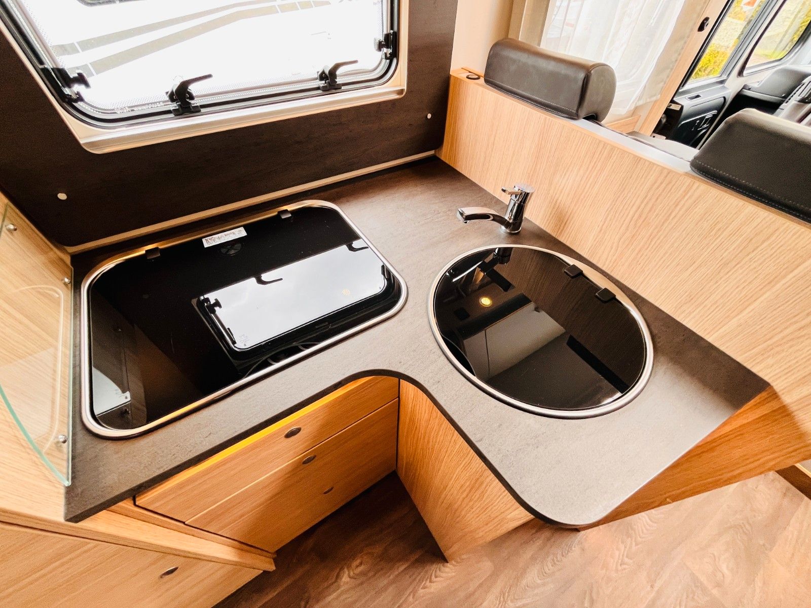 Fahrzeugabbildung Sunlight I 67 S EINZELBETTEN HUBBETT AUTOMATIK SAT KLIMA