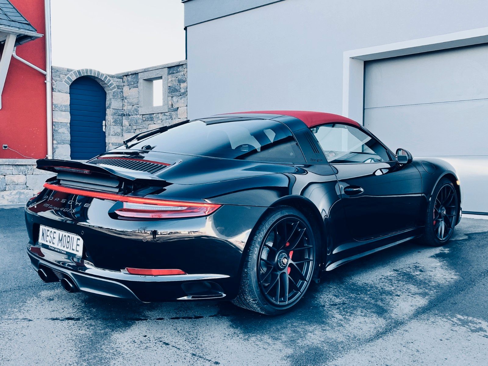 Fahrzeugabbildung Porsche 991.2 911 Targa 4 GTS *LIFT*PDCC*CHRONO*BOSE*