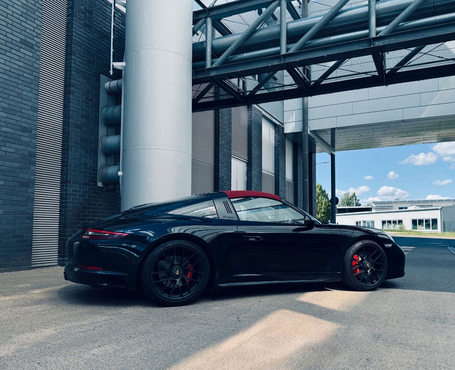 Fahrzeugabbildung Porsche 991.2 911 Targa 4 GTS *LIFT*PDCC*CHRONO*BOSE*