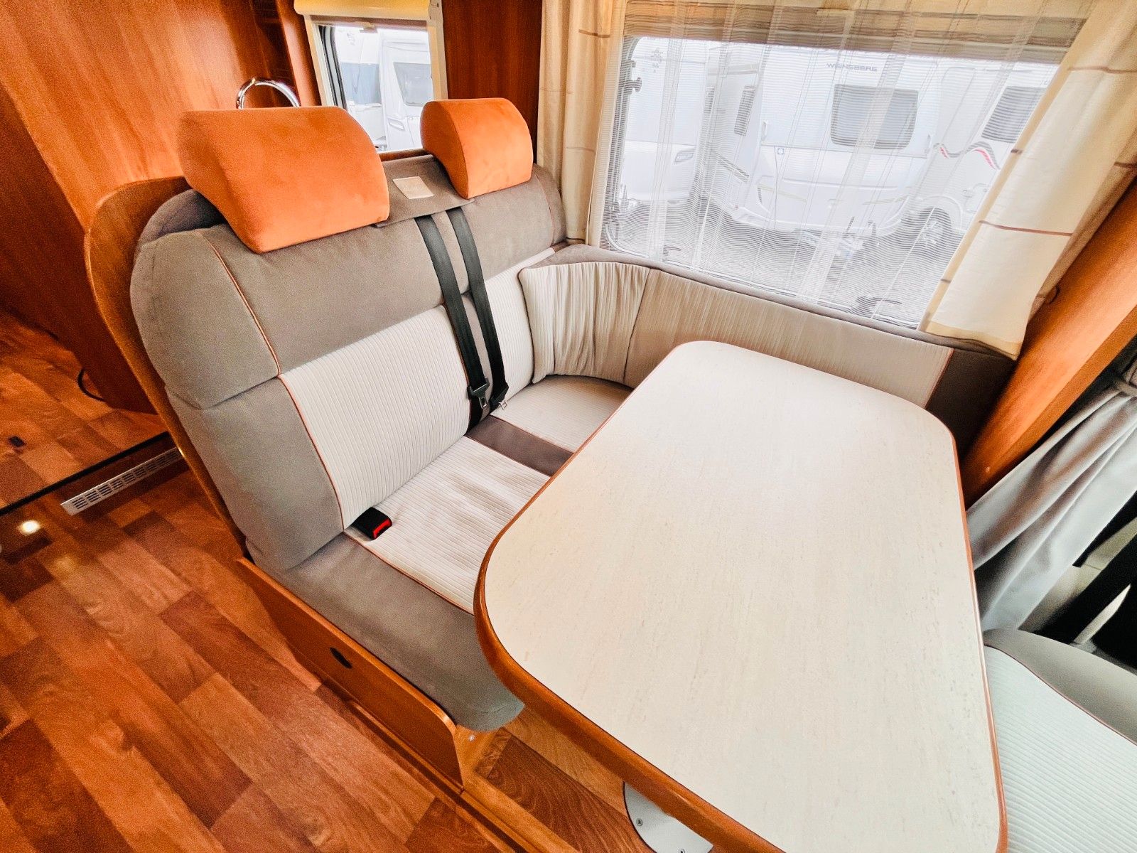 Fahrzeugabbildung Dethleffs MAGIC EDITION T 7151 EB EINZELBETTEN HUBBETT SAT