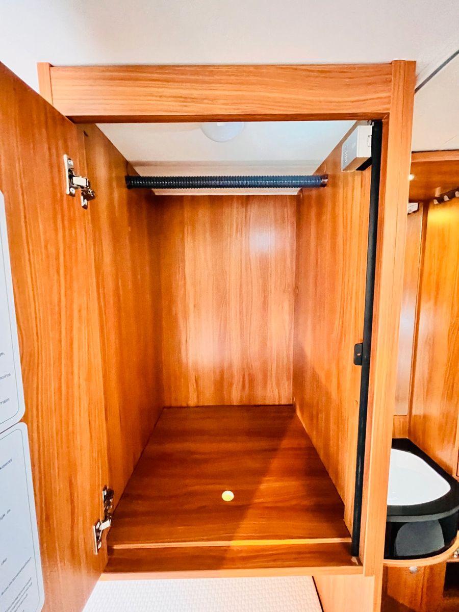 Fahrzeugabbildung Dethleffs MAGIC EDITION T 7151 EB EINZELBETTEN HUBBETT SAT
