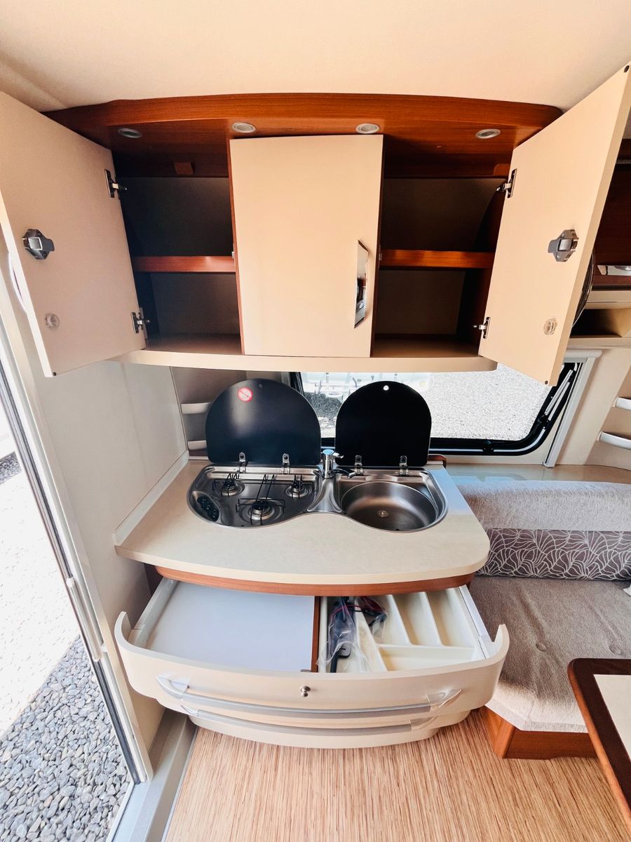 Fahrzeugabbildung Hobby PREMIUM 440 SFR QUERBETT MOVER