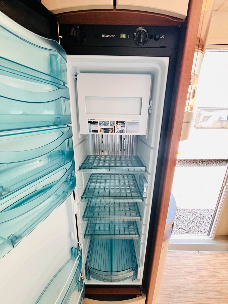 Fahrzeugabbildung Hobby PREMIUM 440 SFR QUERBETT MOVER