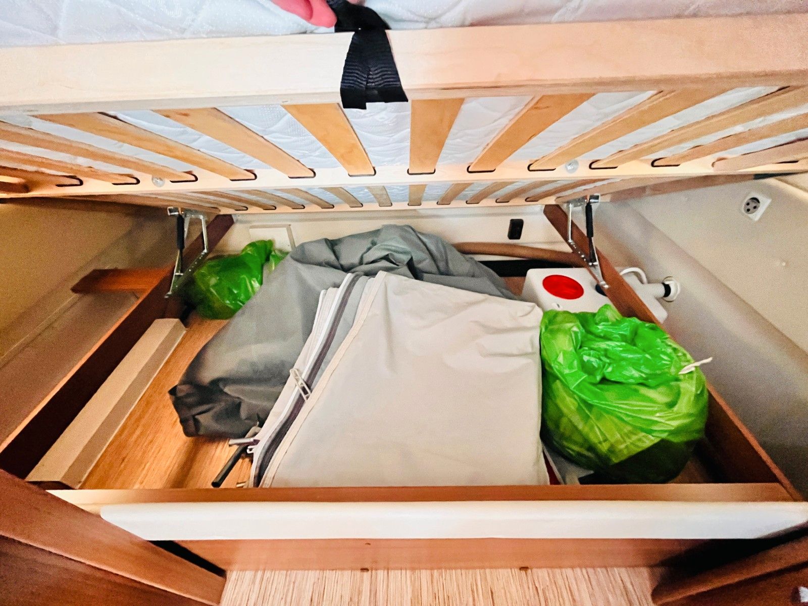 Fahrzeugabbildung Hobby PREMIUM 440 SFR QUERBETT MOVER