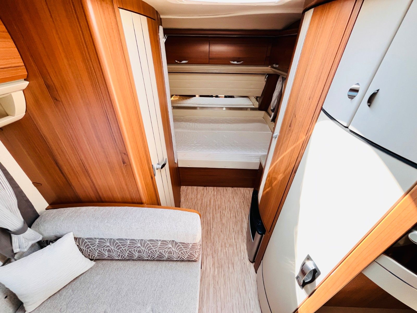 Fahrzeugabbildung Hobby PREMIUM 440 SFR QUERBETT MOVER