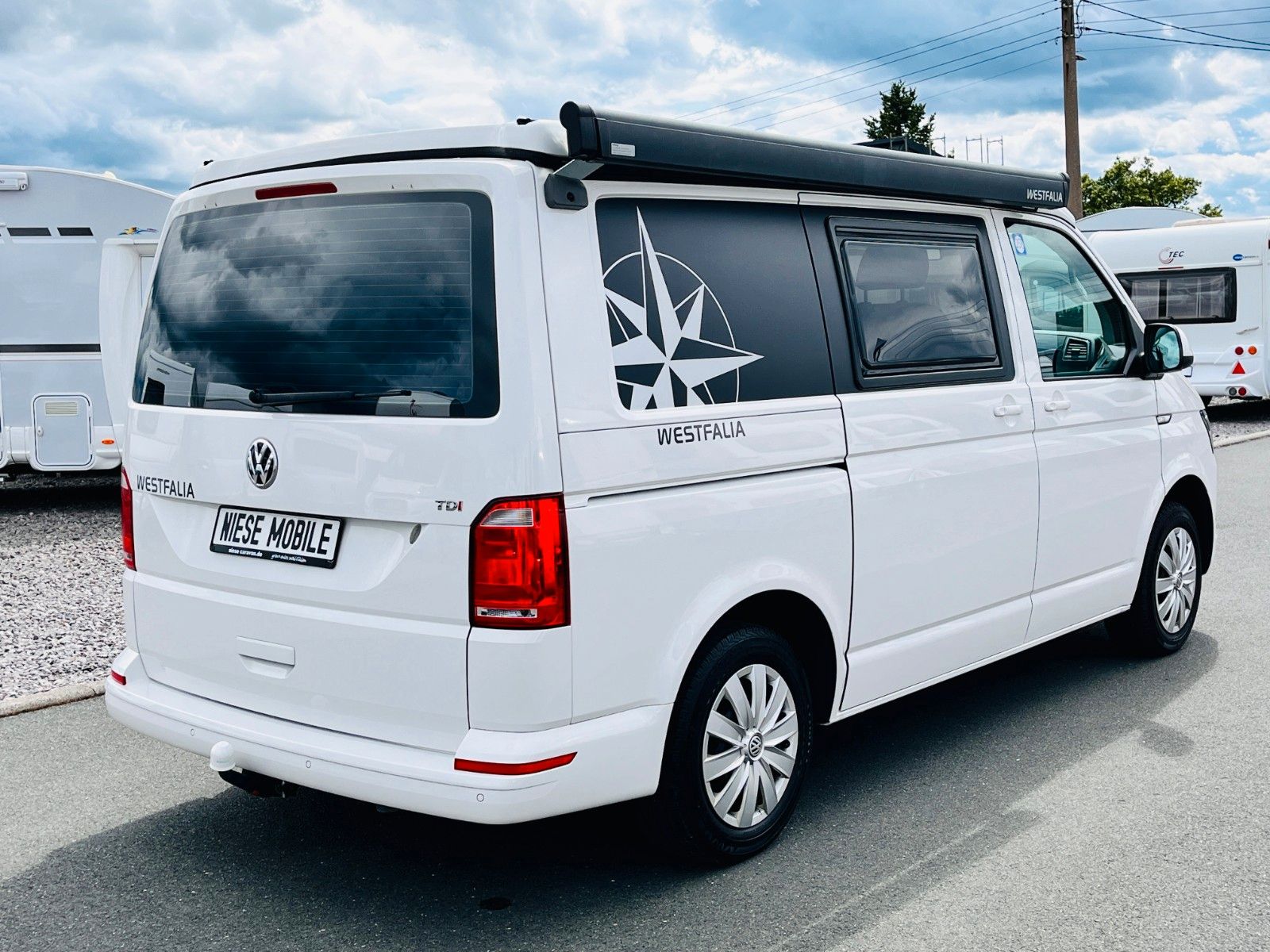 Fahrzeugabbildung Westfalia CLUB JOKER CITY AUFSTELLDACH ANHÄNGERKUPPLUNG WC