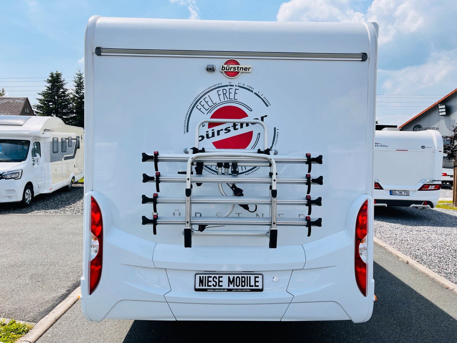 Fahrzeugabbildung Bürstner LYSEO TIME I 728G EINZELBETTEN RAUMBAD SAT SOLAR