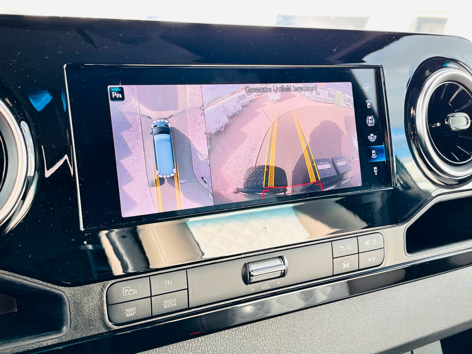 Fahrzeugabbildung Mercedes-Benz 419 V6 4x4 MOTORHOME EXCLUSIVE INDIVIDUALAUSBAU