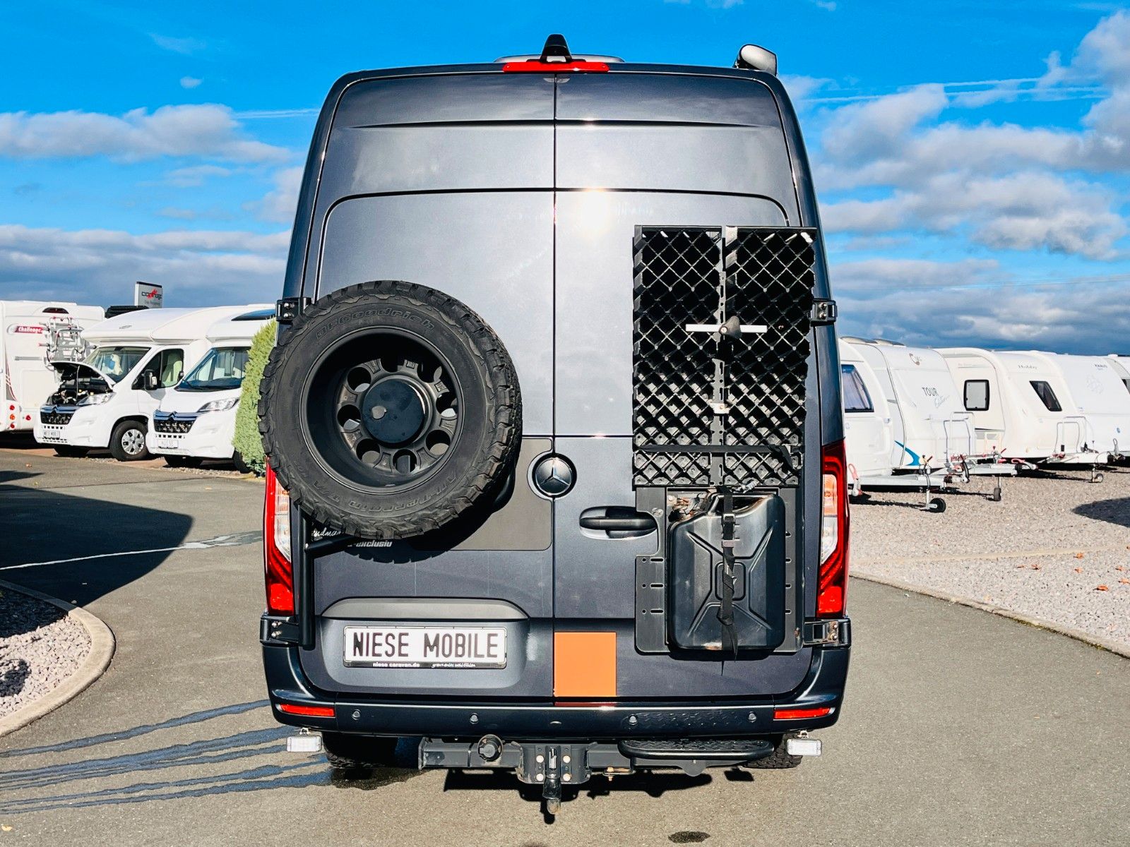 Fahrzeugabbildung Mercedes-Benz 419 V6 4x4 MOTORHOME EXCLUSIVE INDIVIDUALAUSBAU