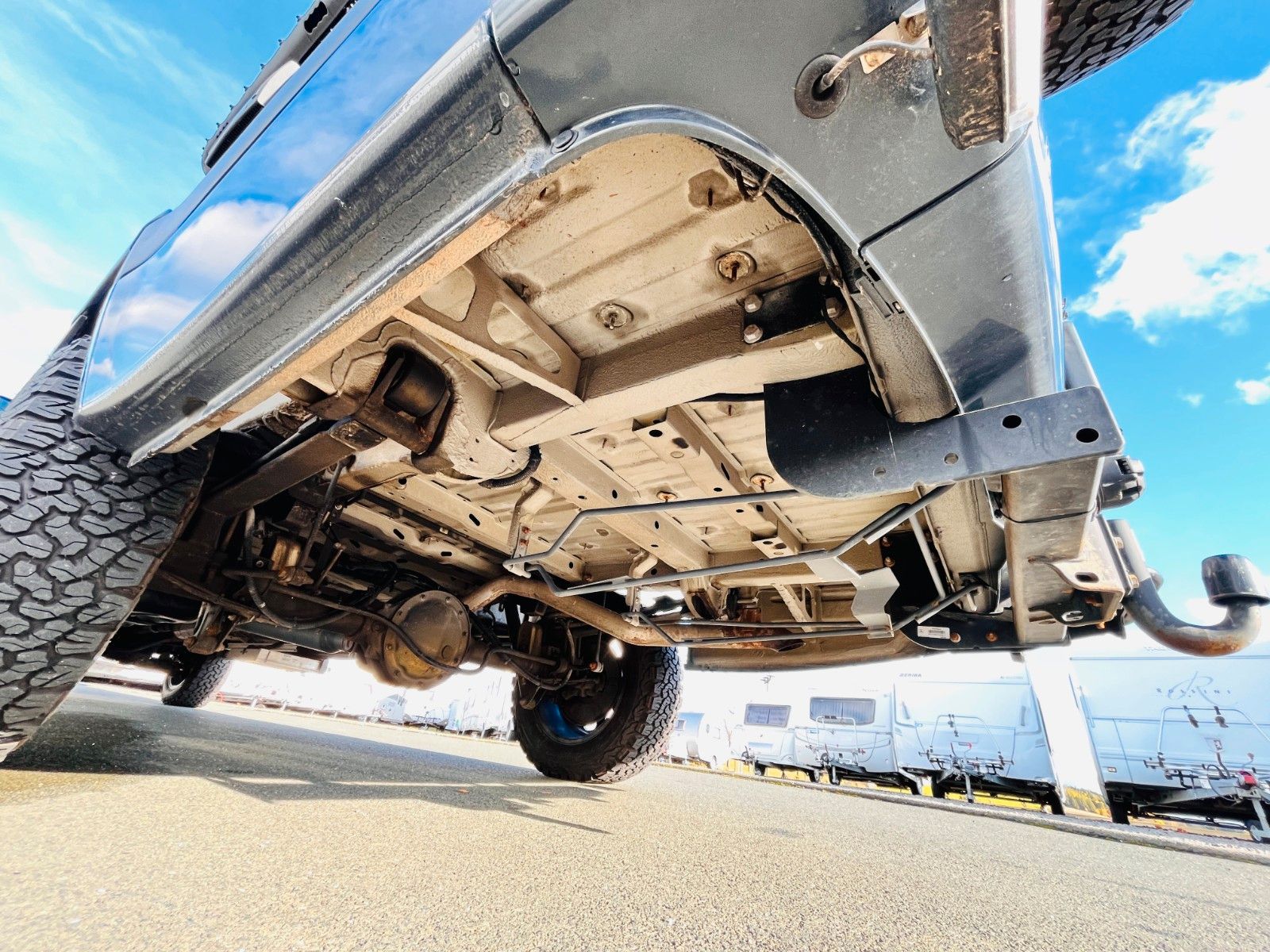 Fahrzeugabbildung Mercedes-Benz 419 V6 4x4 MOTORHOME EXCLUSIVE INDIVIDUALAUSBAU