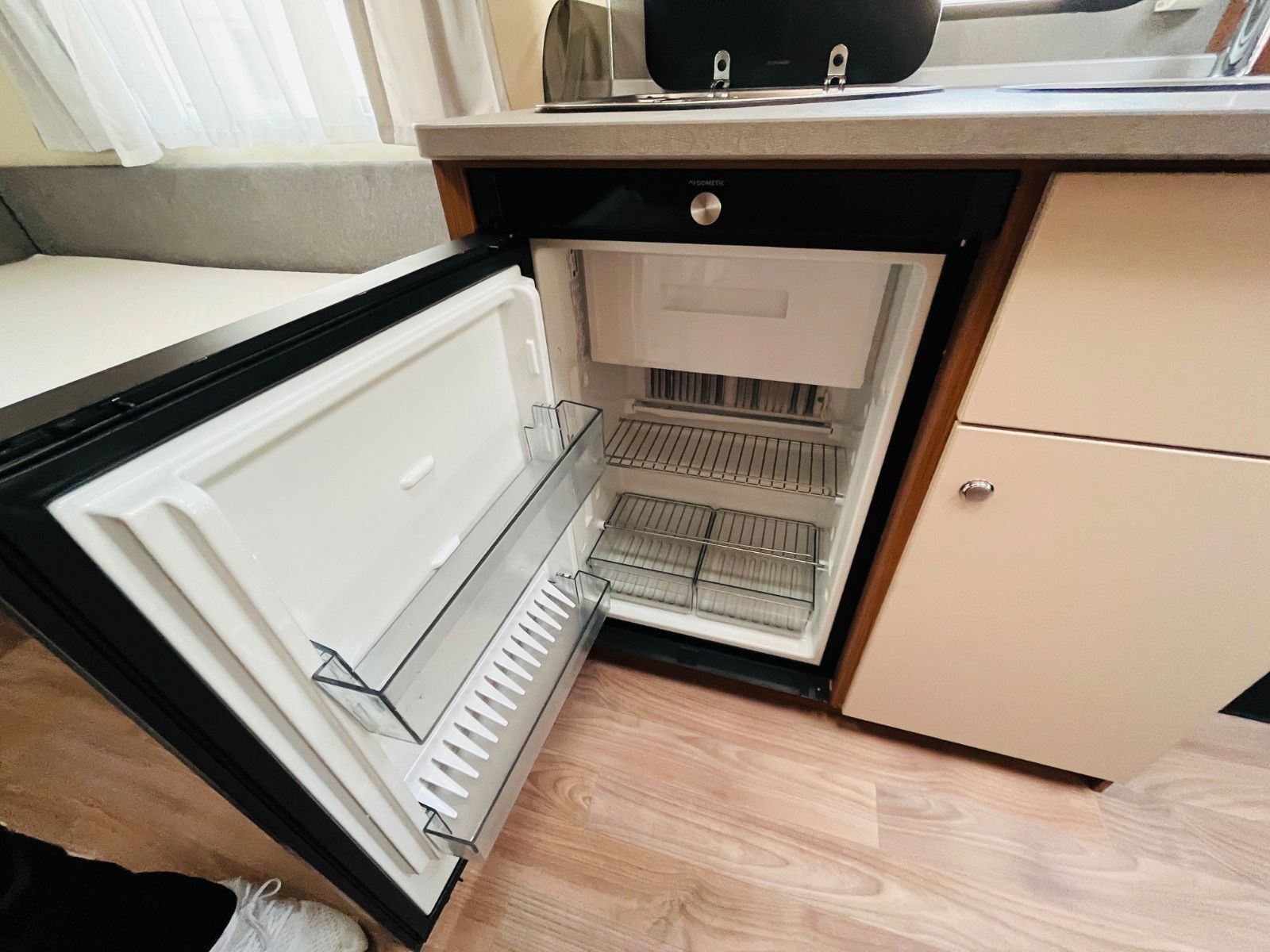 Fahrzeugabbildung Weinsberg CARAONE 480 EU EINZELBETTEN RUNDSITZGRUPPE