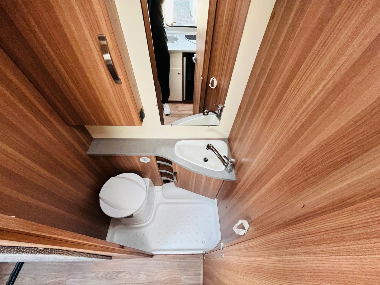 Fahrzeugabbildung Weinsberg CARAONE 480 EU EINZELBETTEN RUNDSITZGRUPPE