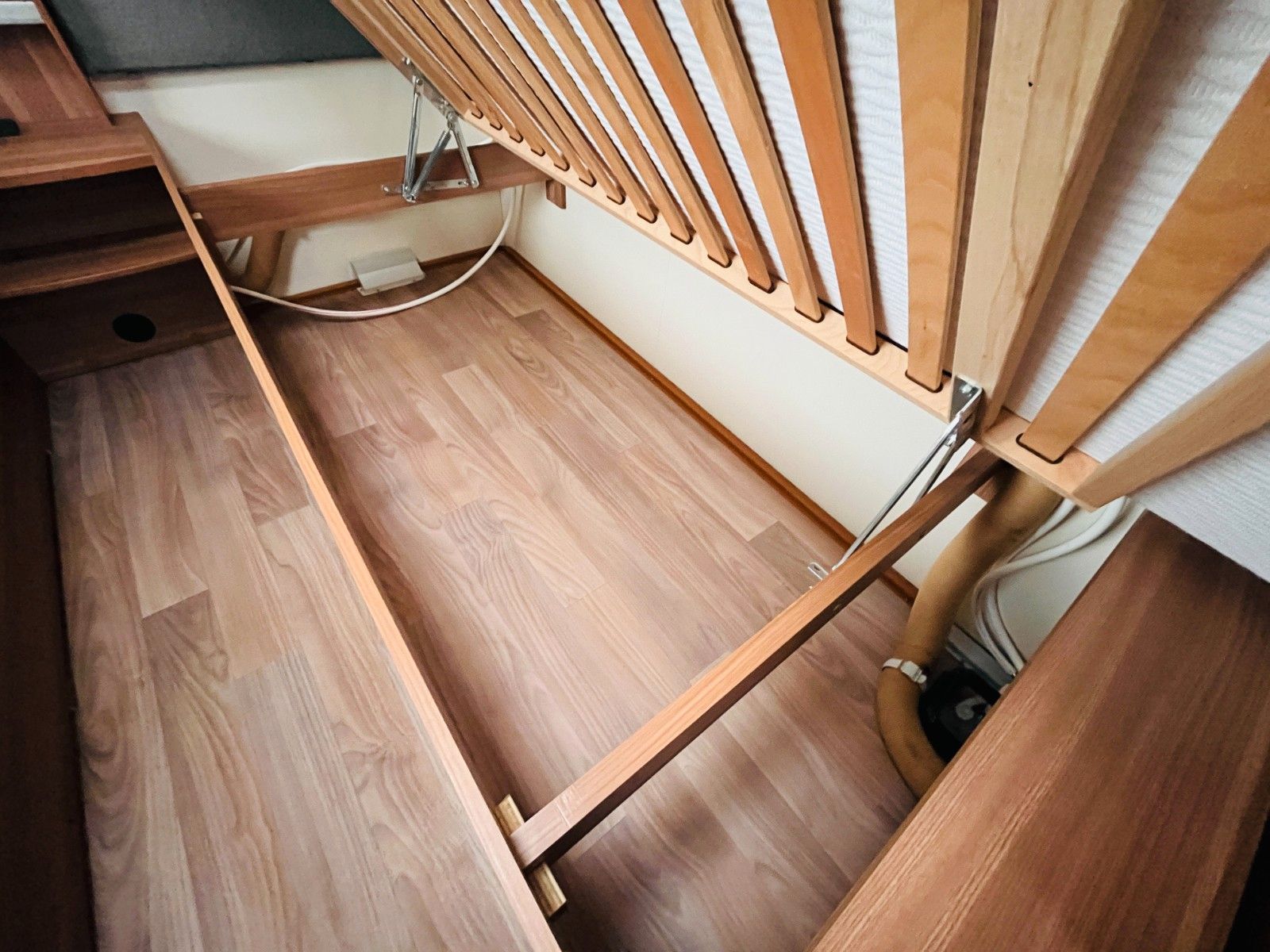 Fahrzeugabbildung Weinsberg CARAONE 480 EU EINZELBETTEN RUNDSITZGRUPPE