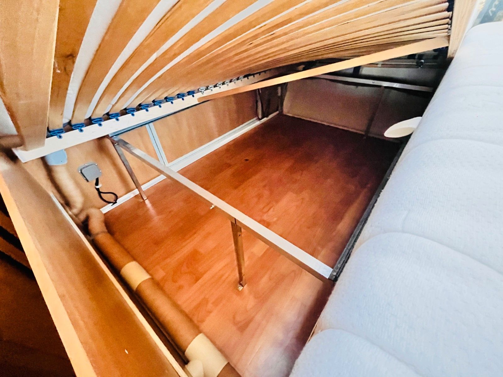 Fahrzeugabbildung HYMER / ERIBA / HYMERCAR NOVA 620 DUSCHE RUNDSITZGRUPPE