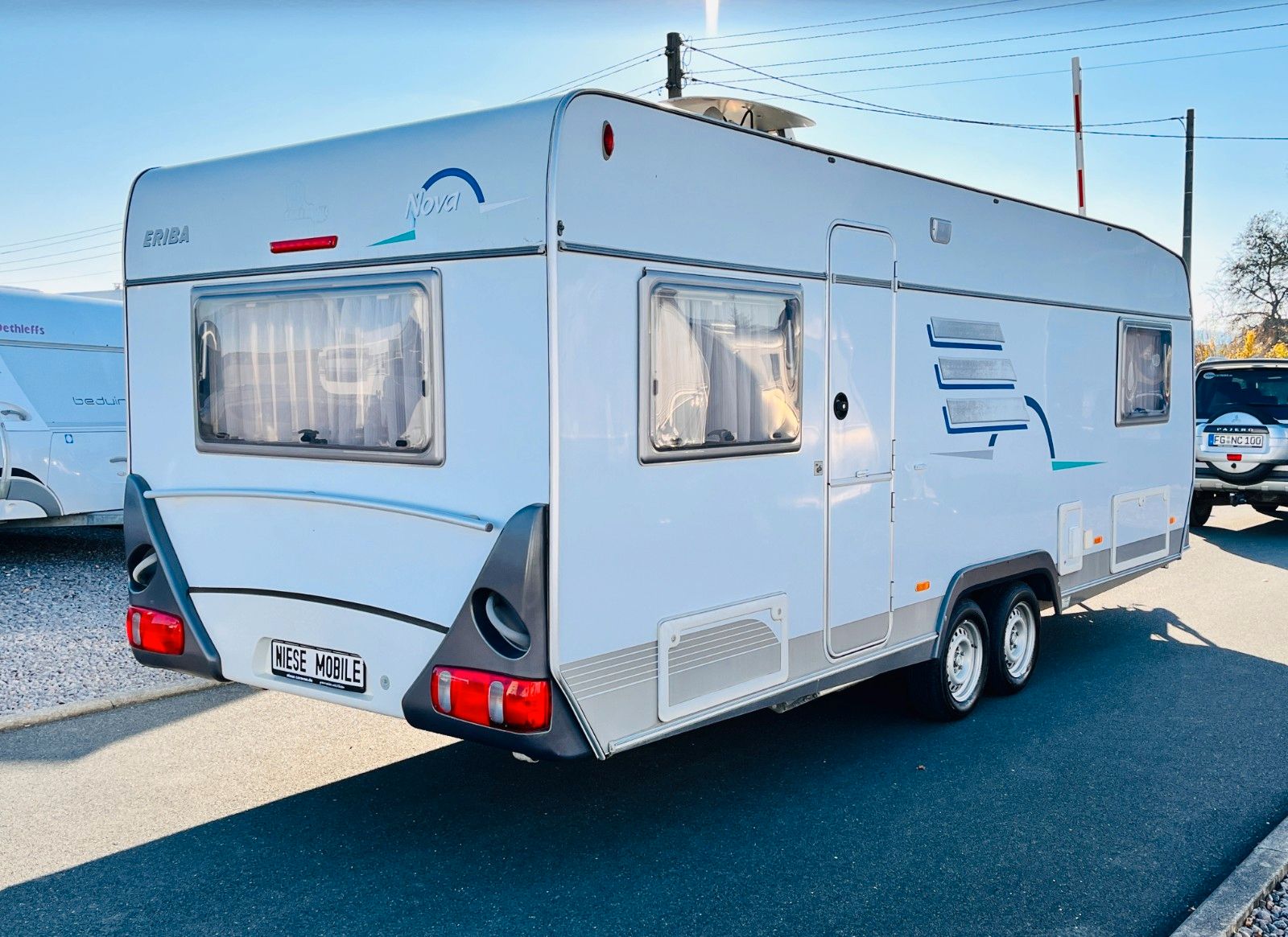 Fahrzeugabbildung HYMER / ERIBA / HYMERCAR NOVA 620 DUSCHE RUNDSITZGRUPPE