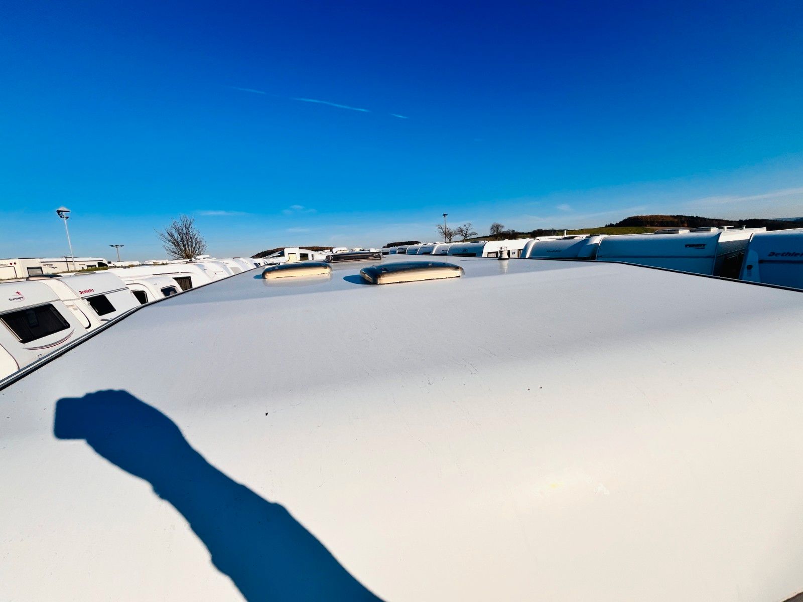 Fahrzeugabbildung HYMER / ERIBA / HYMERCAR NOVA 620 DUSCHE RUNDSITZGRUPPE