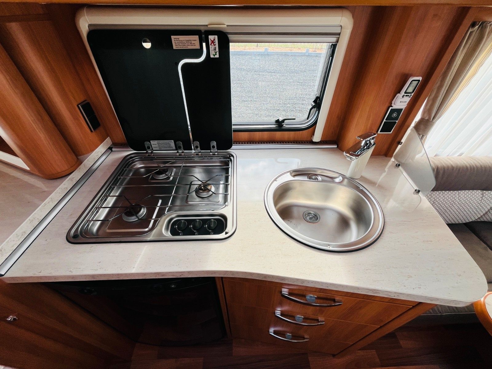 Fahrzeugabbildung HYMER / ERIBA / HYMERCAR NOVA LUXUSLINE 465 FRANZ.BETT KLIMAANLAGE