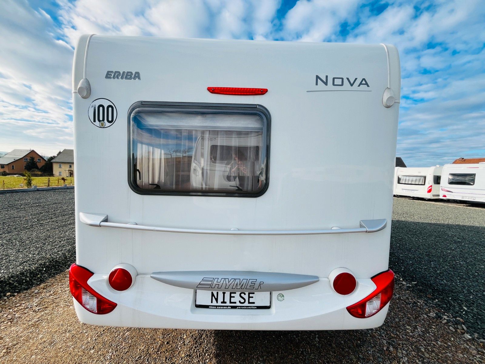 Fahrzeugabbildung HYMER / ERIBA / HYMERCAR NOVA LUXUSLINE 465 FRANZ.BETT KLIMAANLAGE