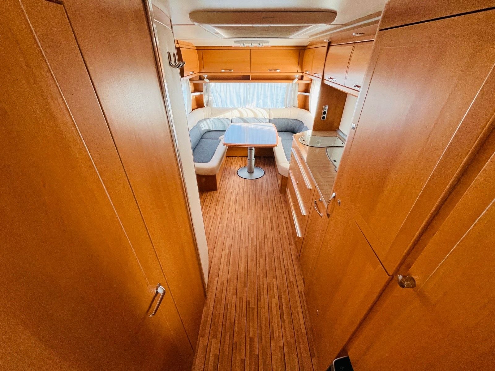 Fahrzeugabbildung Tabbert VIVALDI 650 D FRANZ.BETT TANDEM DUSCHE BOILER