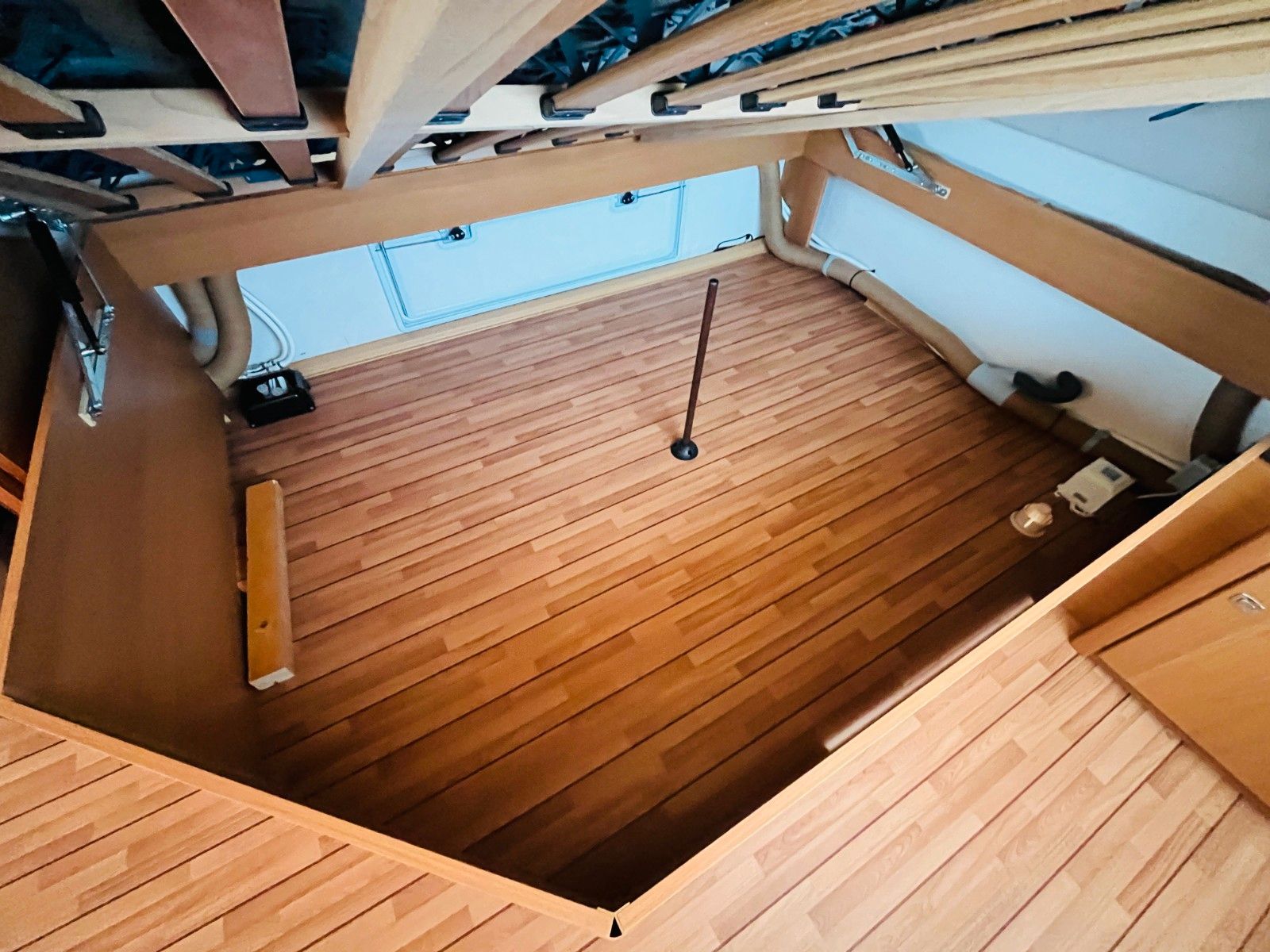 Fahrzeugabbildung Tabbert VIVALDI 650 D FRANZ.BETT TANDEM DUSCHE BOILER