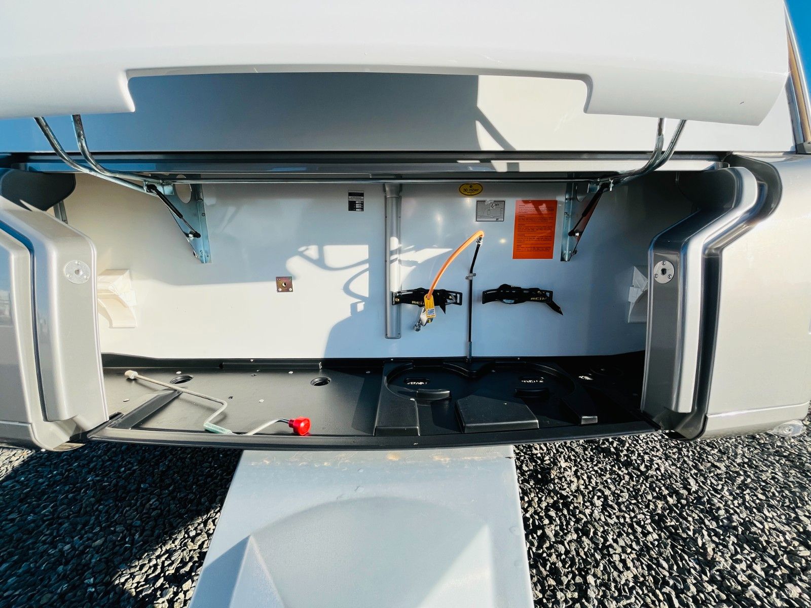 Fahrzeugabbildung Tabbert VIVALDI 650 D FRANZ.BETT TANDEM DUSCHE BOILER