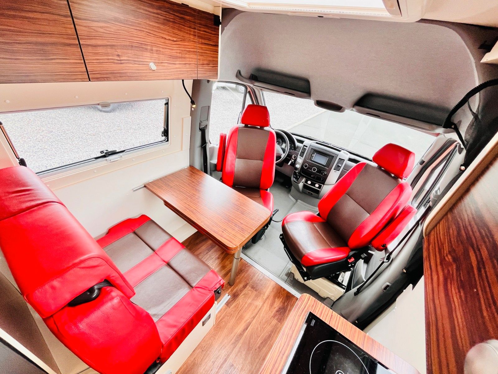 Fahrzeugabbildung Mercedes-Benz MANUFAKTURAUSBAU EINZELBETTEN DUSCHE AUTOMATIK