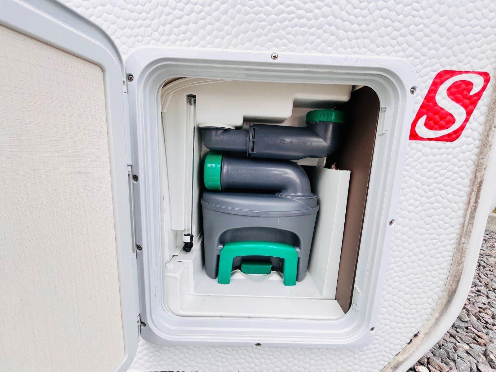 Fahrzeugabbildung Sterckeman STARLETT 330 CP NUR 5m MARKISE 100 KM/H